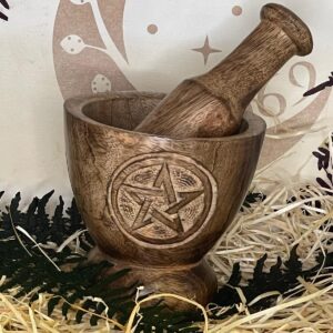 Mortero de Madera con Pentagrama