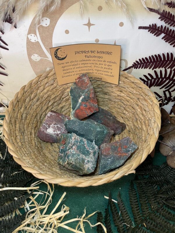 Piedra de Sangre en Bruto (Heliotropo)