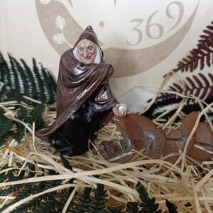 Figura de Bruja con Perla