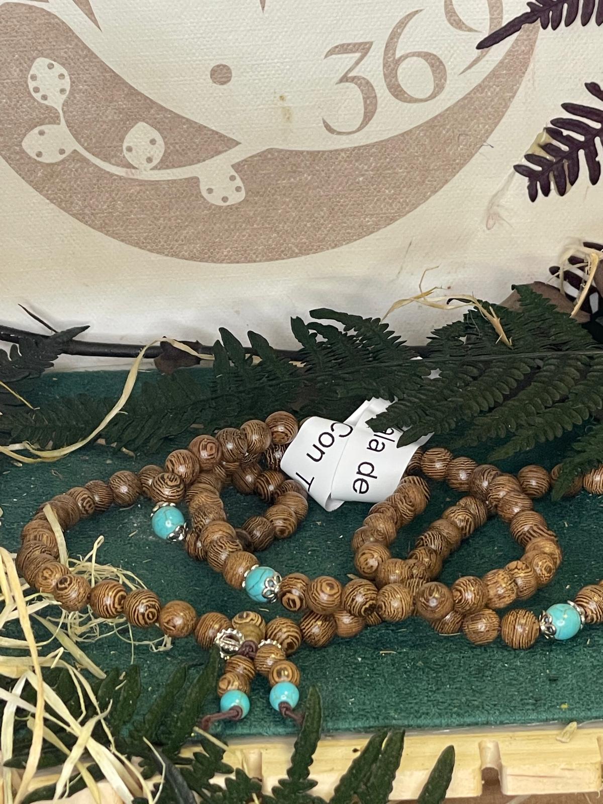 Japa Mala de Madera con Intervalos de Turquesa - Imagen 4