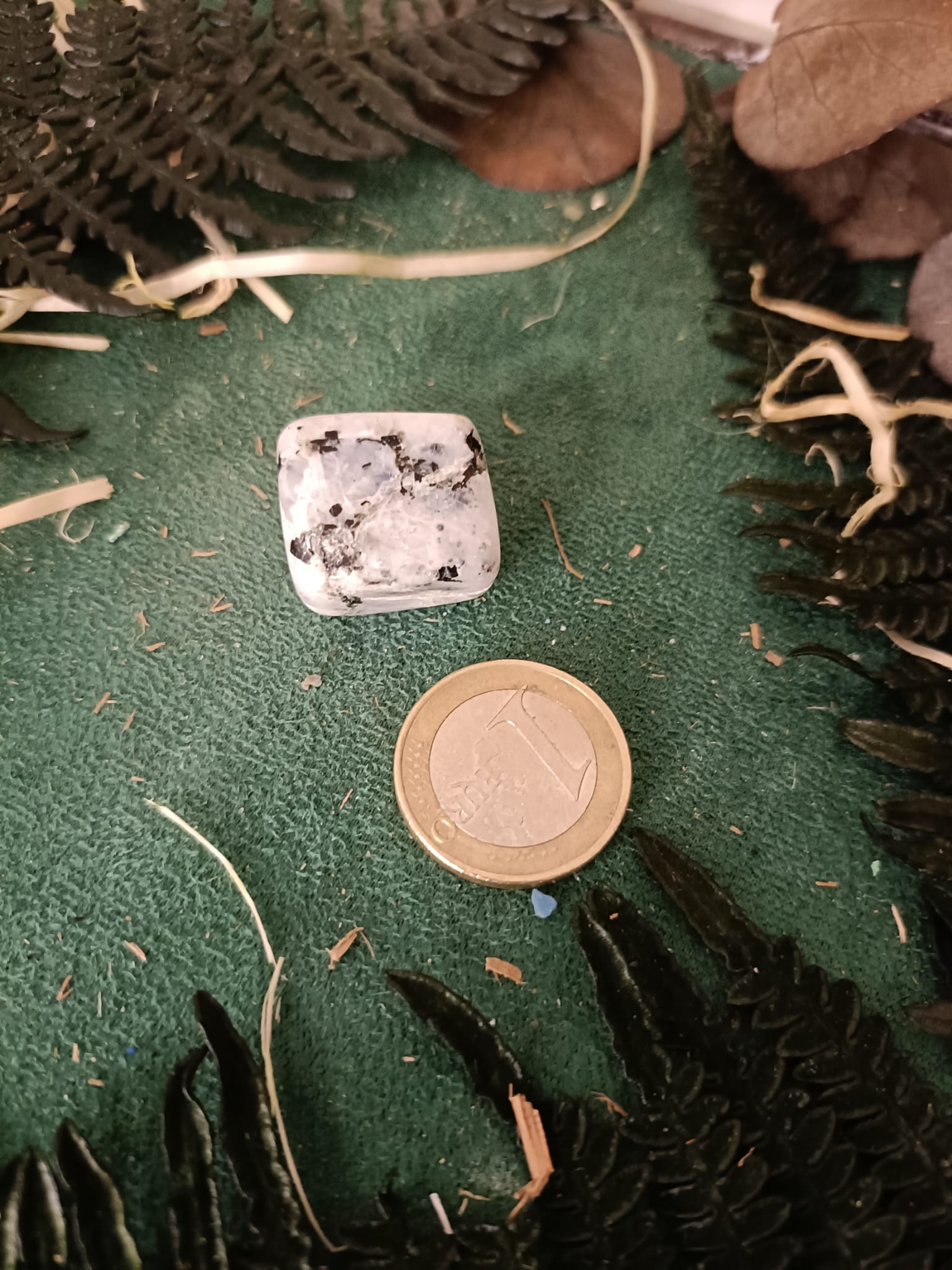 Piedra de Luna Blanca Pulida - Imagen 3