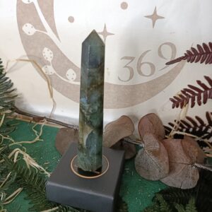 Obelisco de Labradorita