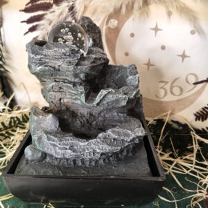 Fuente Resina cascada Bola con Luz