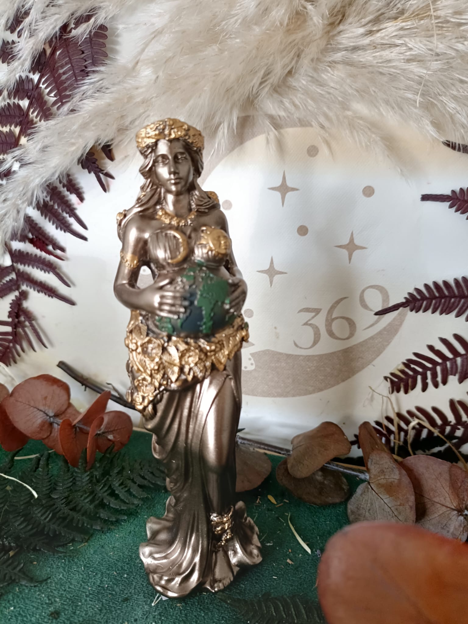 Figura en Resina de "Madre Tierra" Diosa Gaia