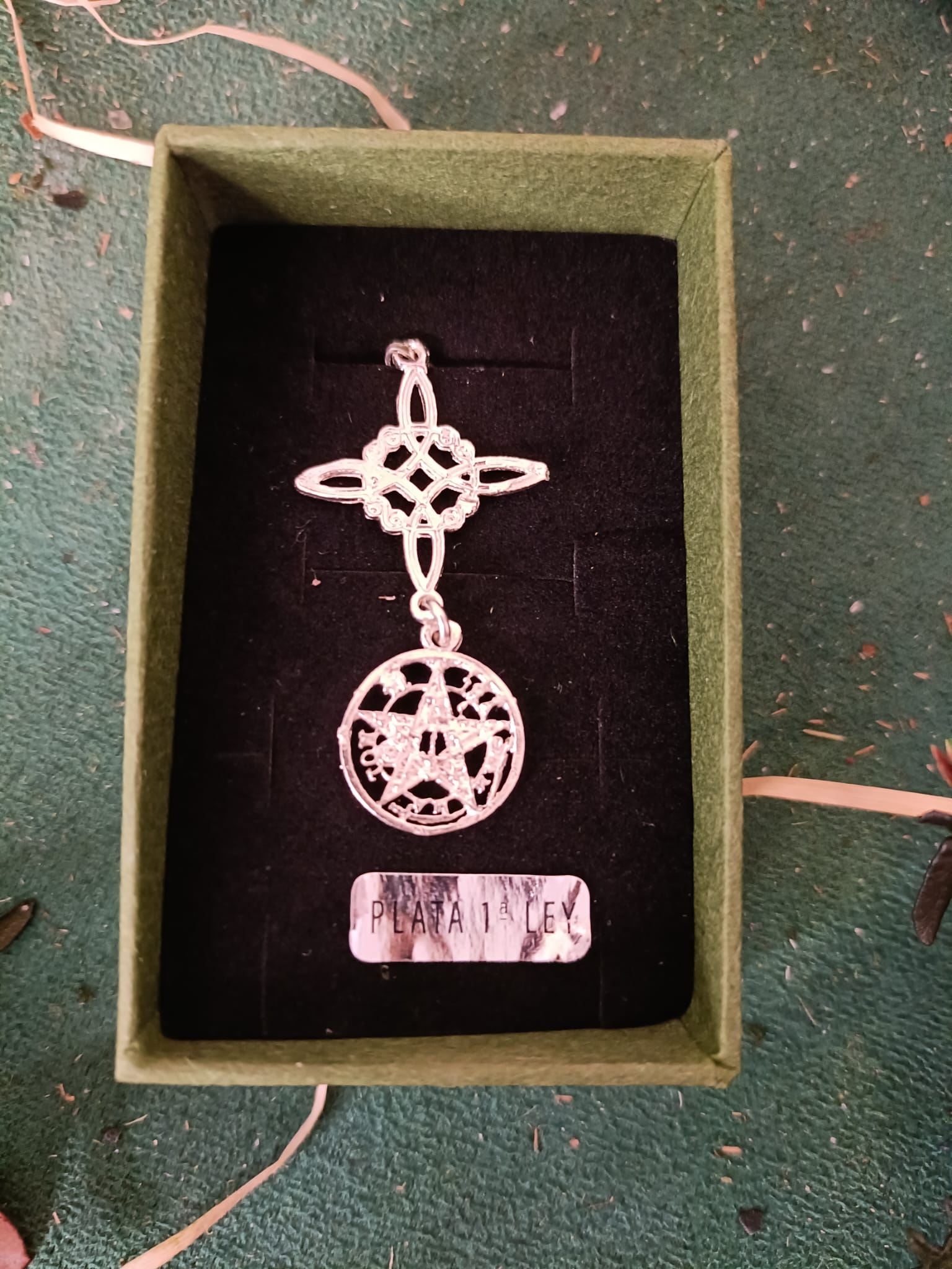 Colgante Doble Protección con Guía para Activación - Imagen 3