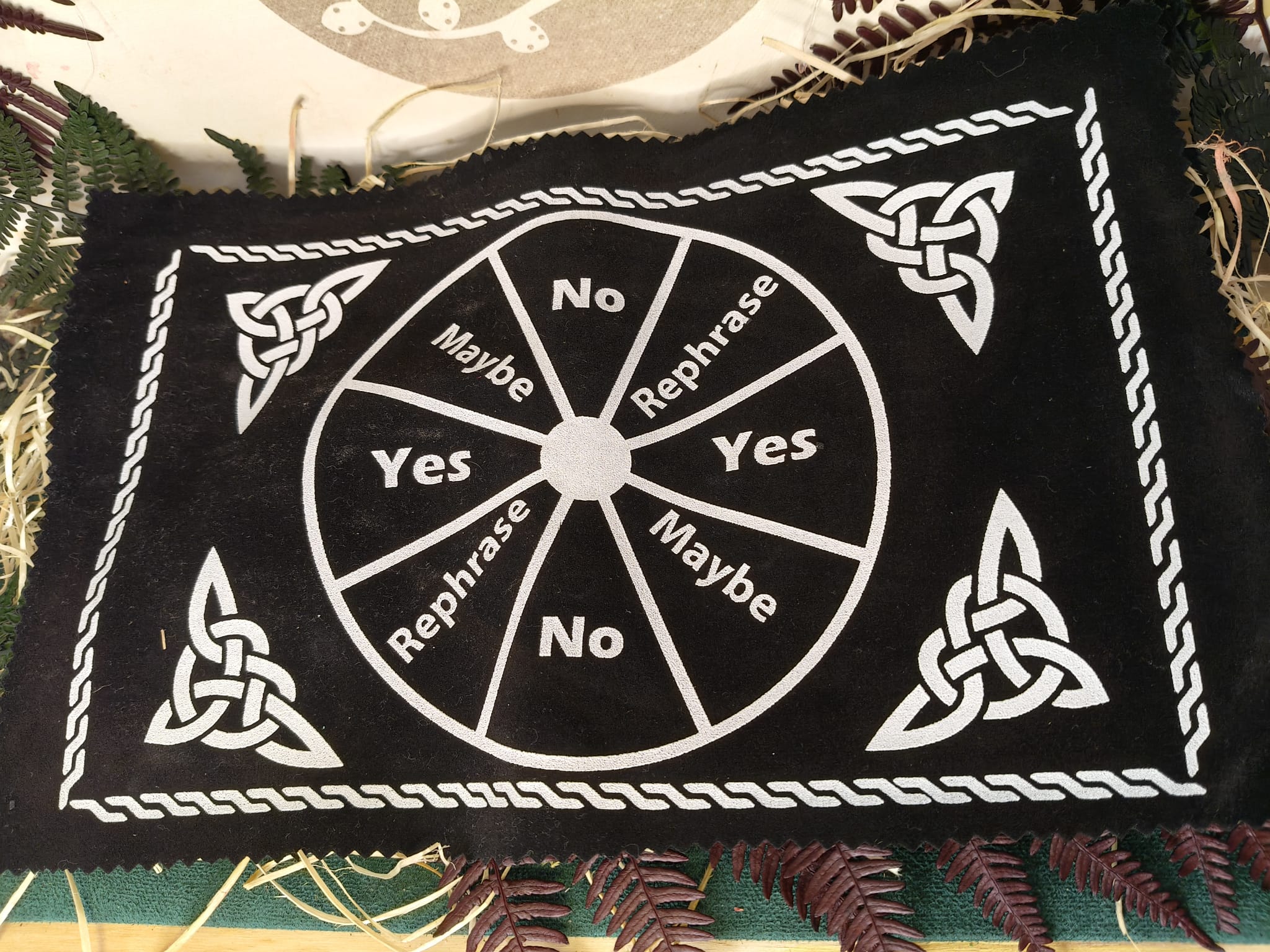 Tapete de Péndulo con Nudo Celta – 30x20 cm - Imagen 2