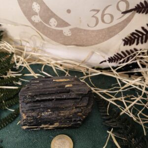 Turmalina Negra en Bruto – Pieza de 400 g aprox.