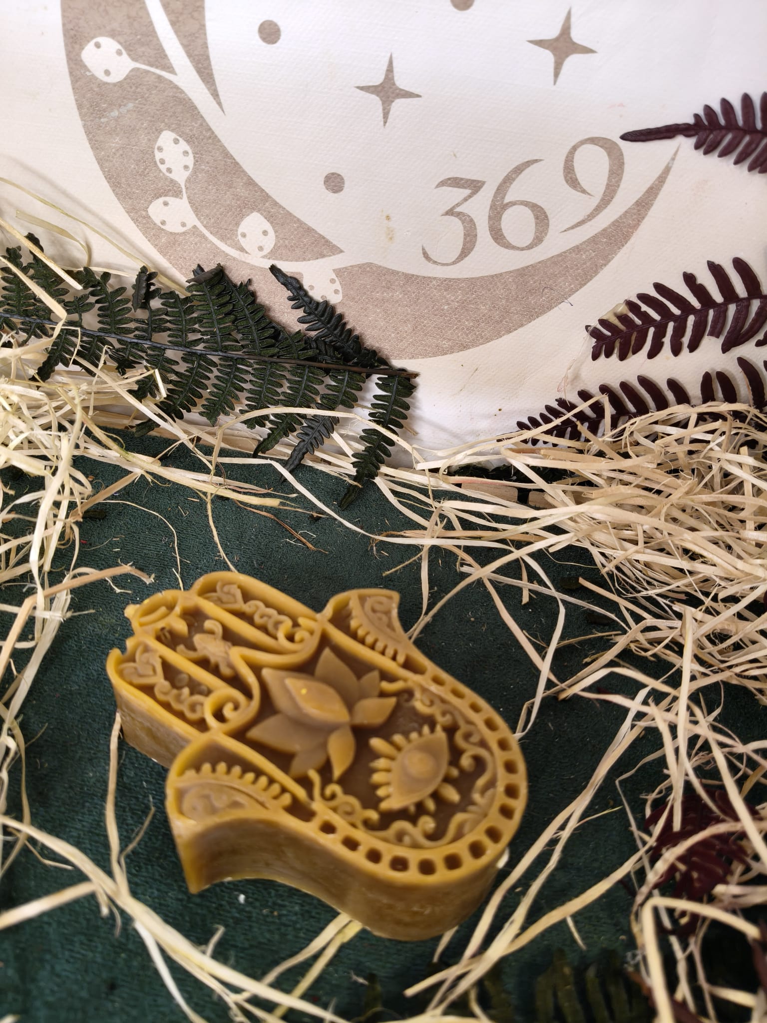 Vela de Miel Natural Mano de Fátima – Artesanal 100% Natural - Imagen 3