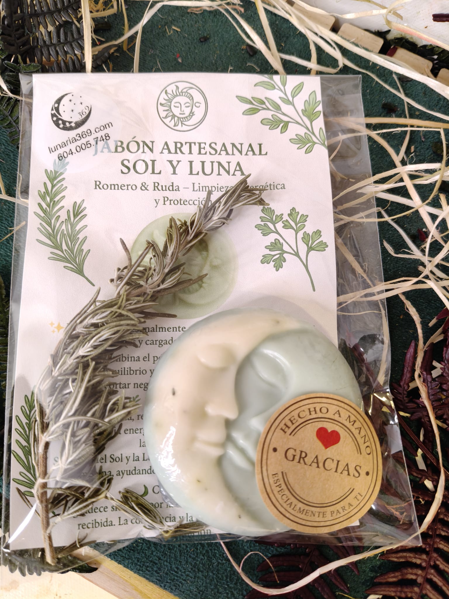 Jabón Artesanal Sol y Luna – Romero & Ruda - Imagen 2