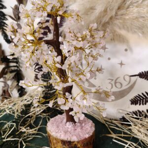 Árbol de Cuarzo Rosa con 500 Piedras Naturales