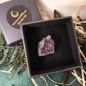 🔮 Colgante de Drusa de Amatista con Baño de Plata