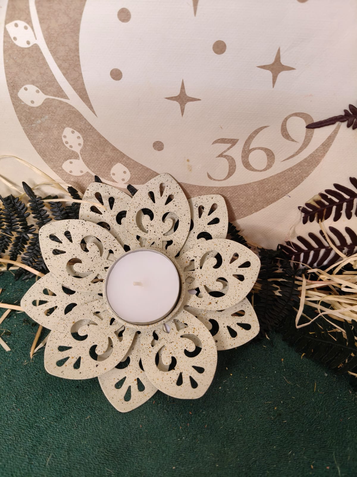 Portavela Flor Blanca Calada 12x3 cm